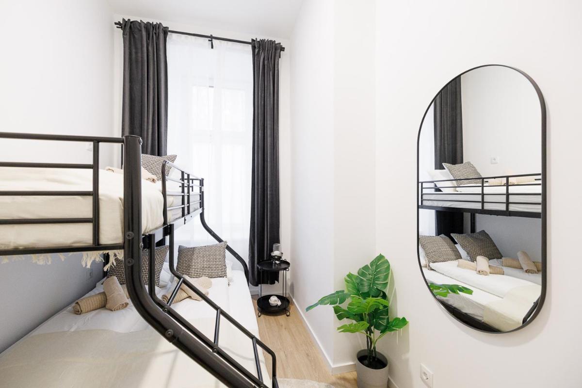 Central City Style Rooms By Home2 Виена Екстериор снимка