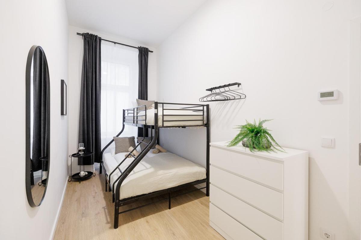 Central City Style Rooms By Home2 Виена Екстериор снимка