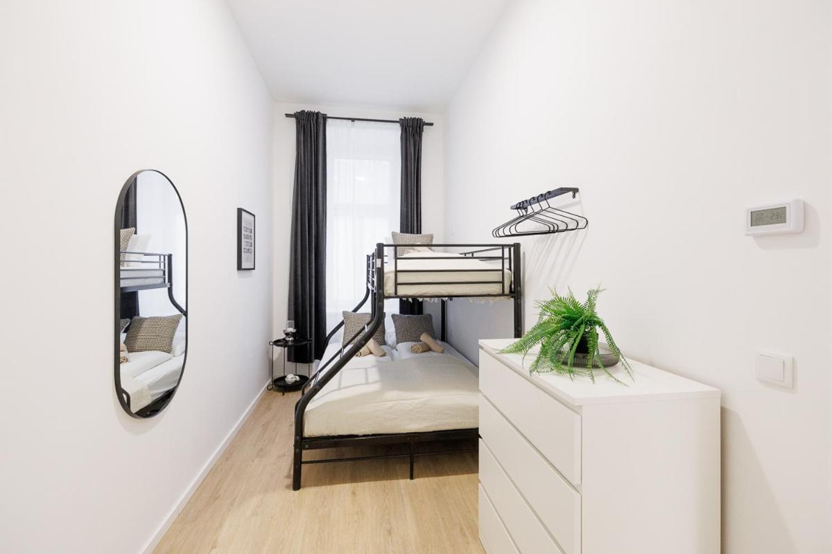 Central City Style Rooms By Home2 Виена Екстериор снимка